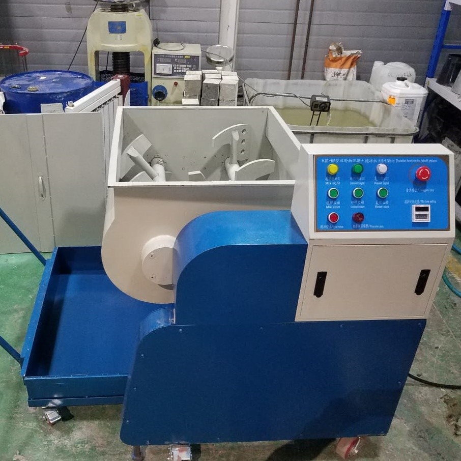 Mixer in cemento portatile orizzontale