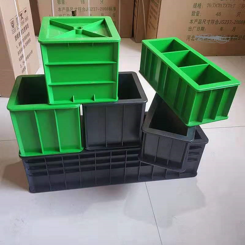 Test del cubo in cemento stampo di plastica